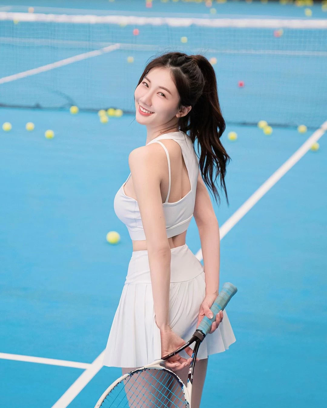 28201217.webp