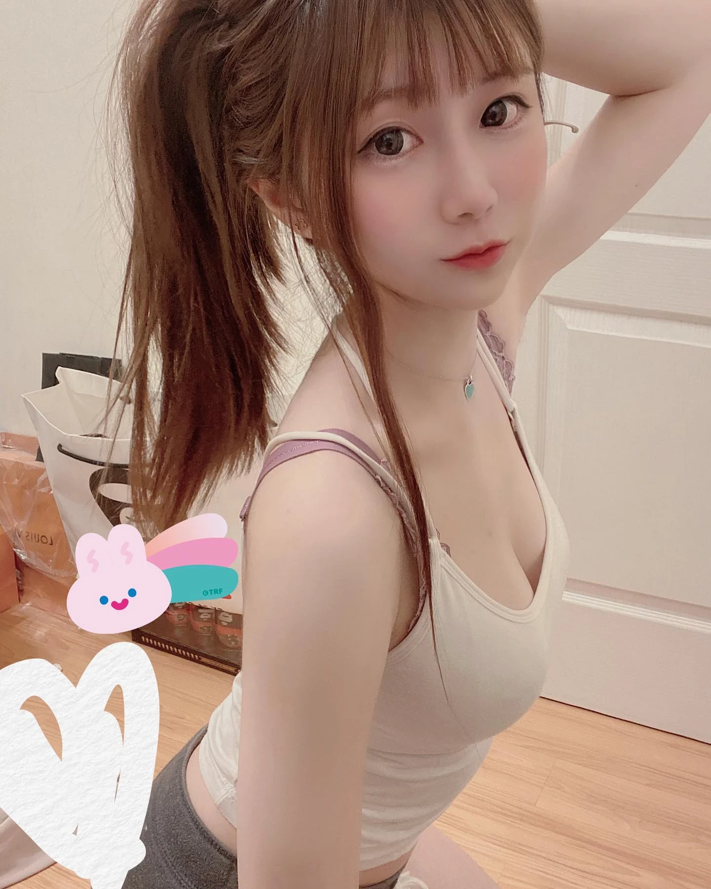 22980103.webp