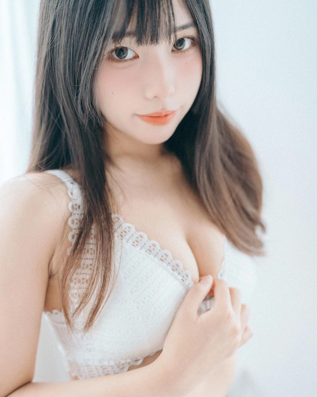 25041882.webp