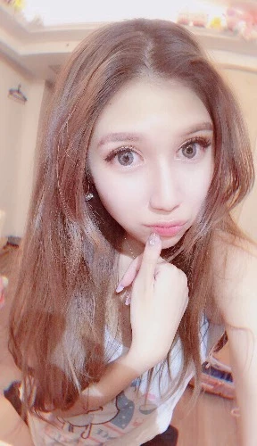 4697813.webp