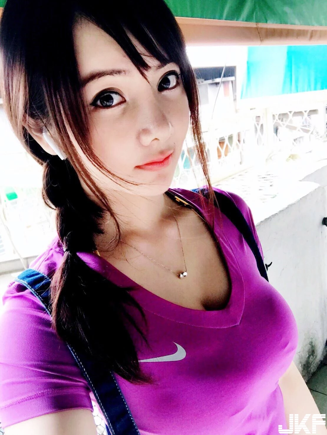7277120.webp
