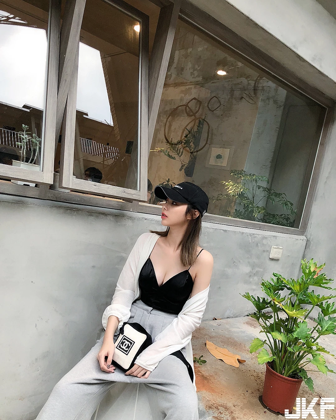 4624808.webp