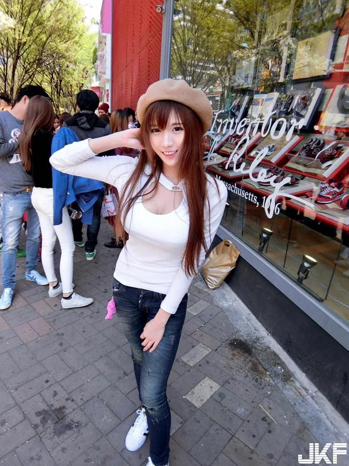 16801726.webp