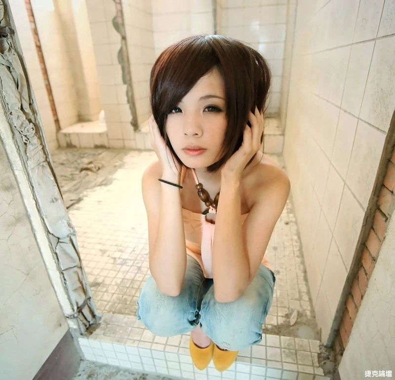 17587889.webp