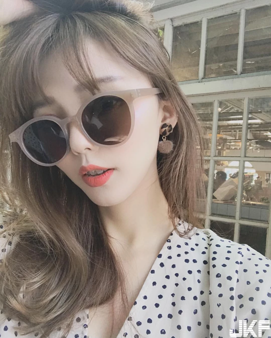 4644309.webp