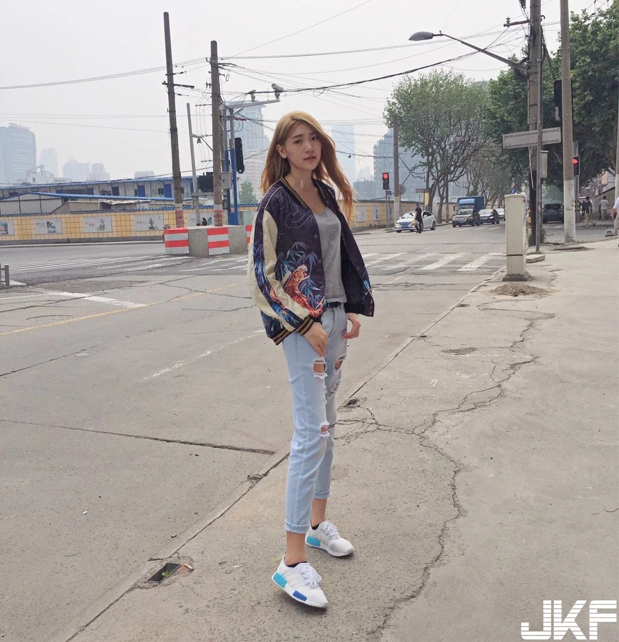 16784555.webp