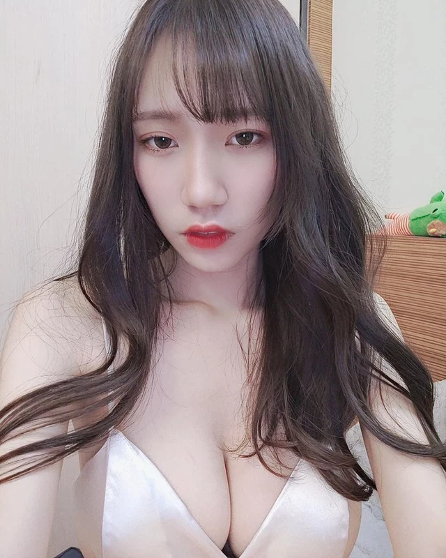 3870975.webp