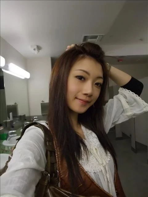 17911550.webp