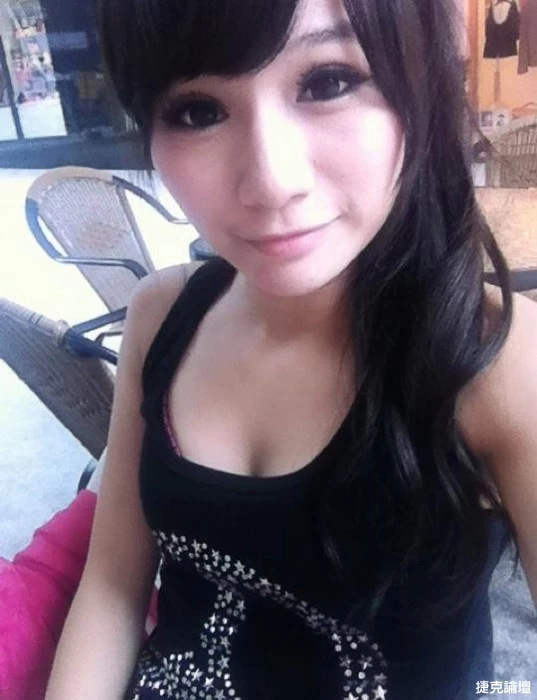 17542050.webp
