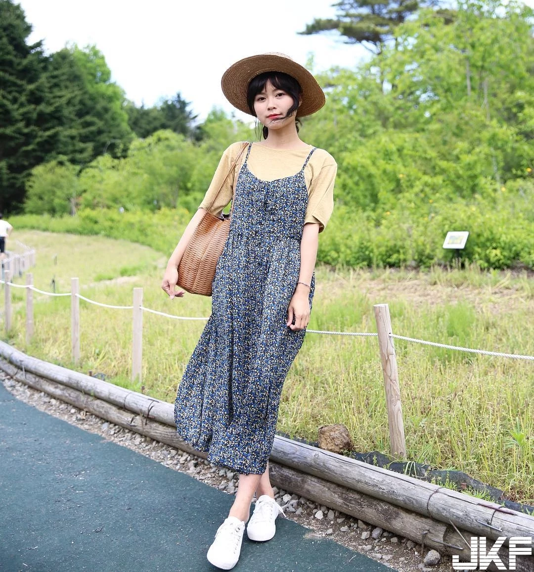 4990213.webp