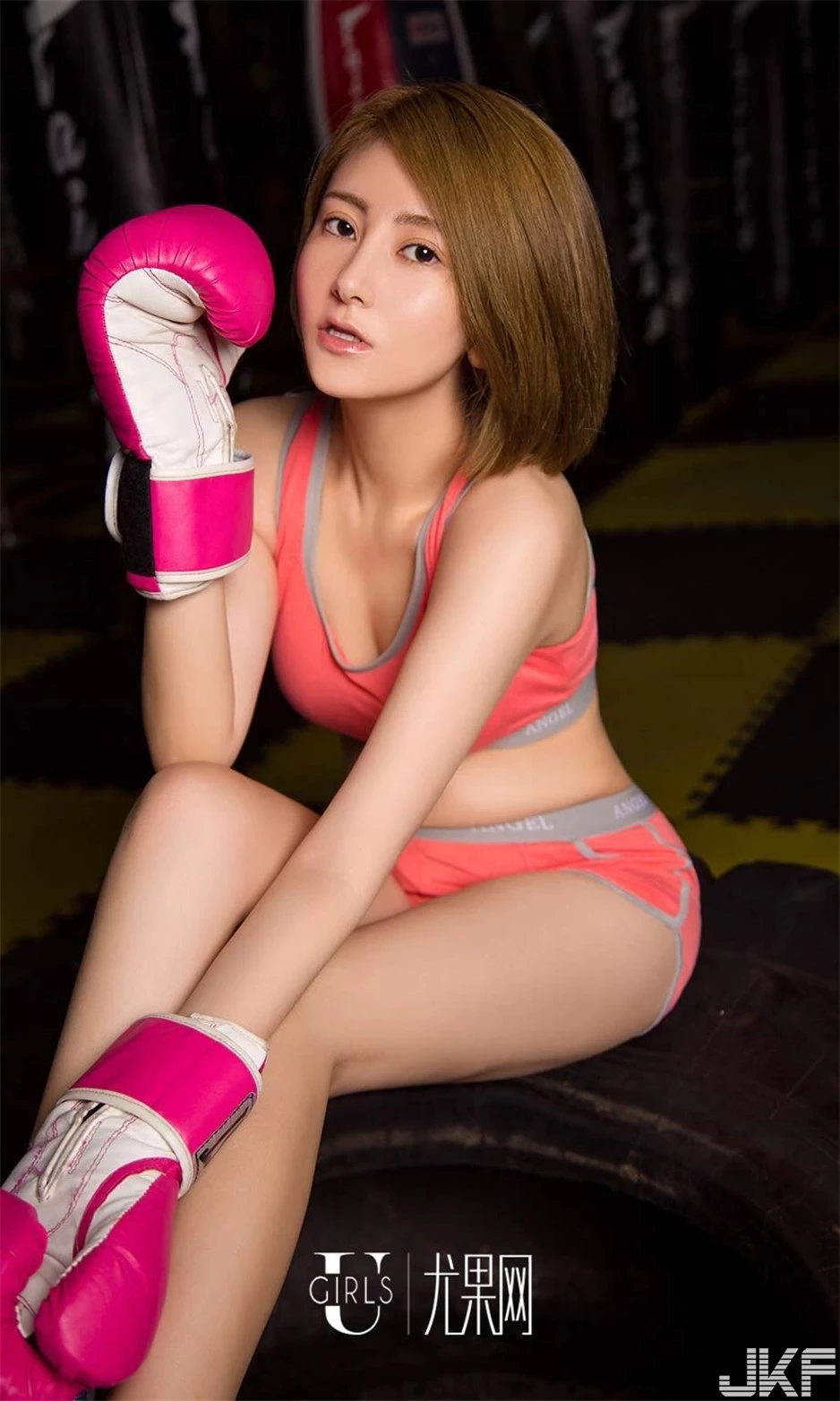 16861044.webp