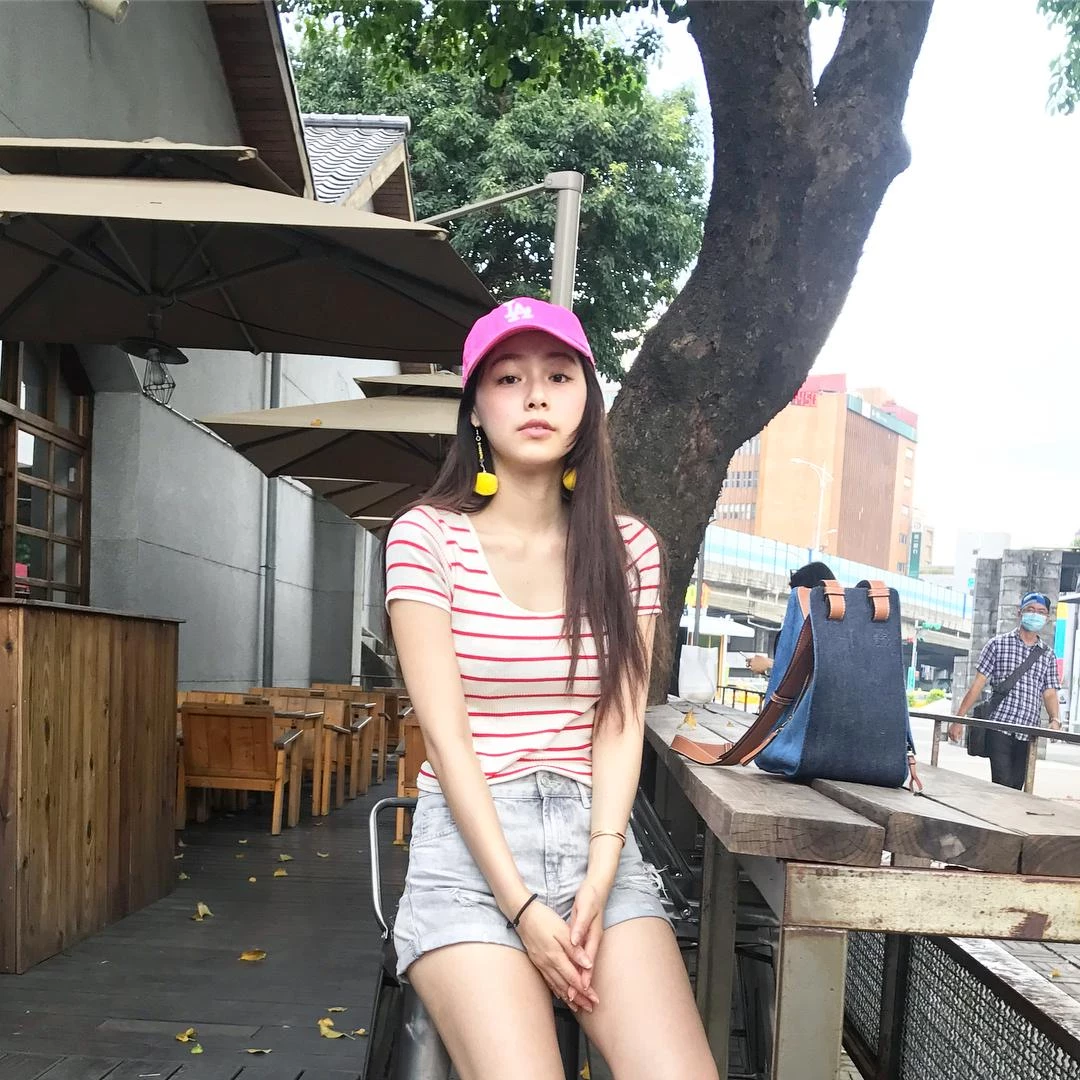 4275770.webp