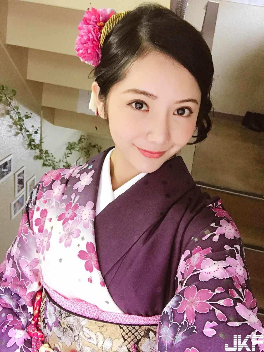 7277119.webp