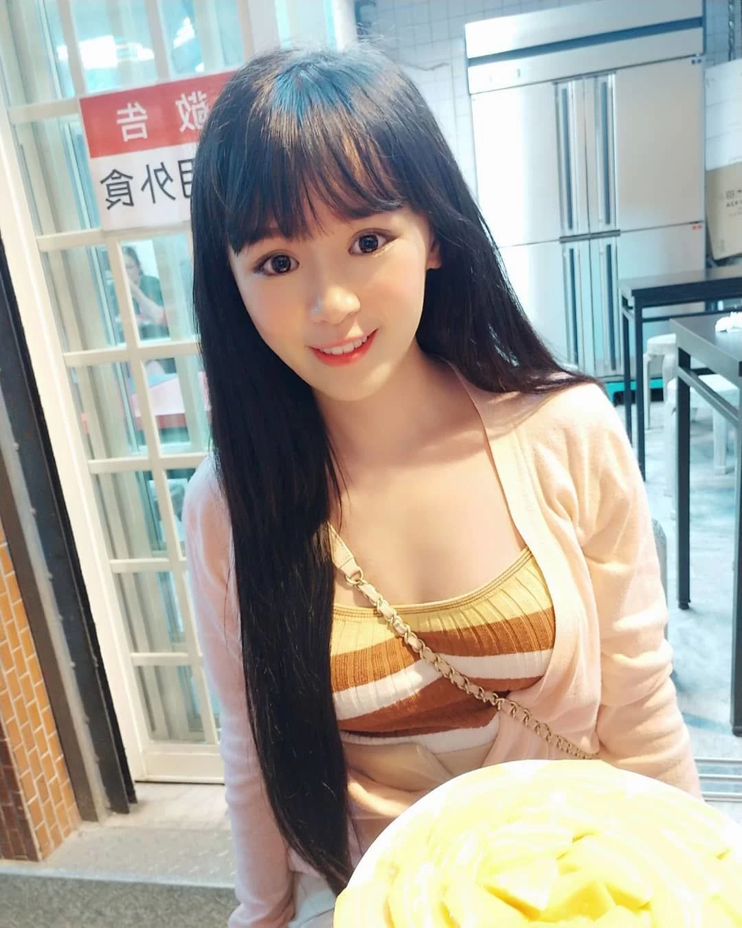 4144170.webp
