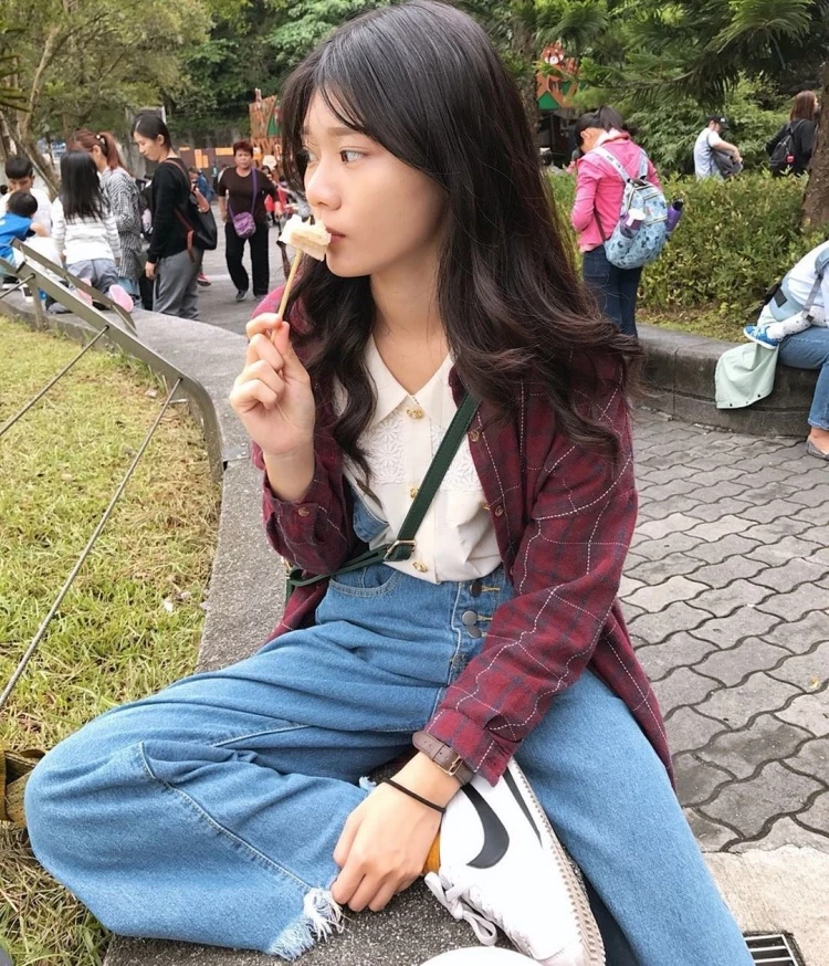 4046518.webp