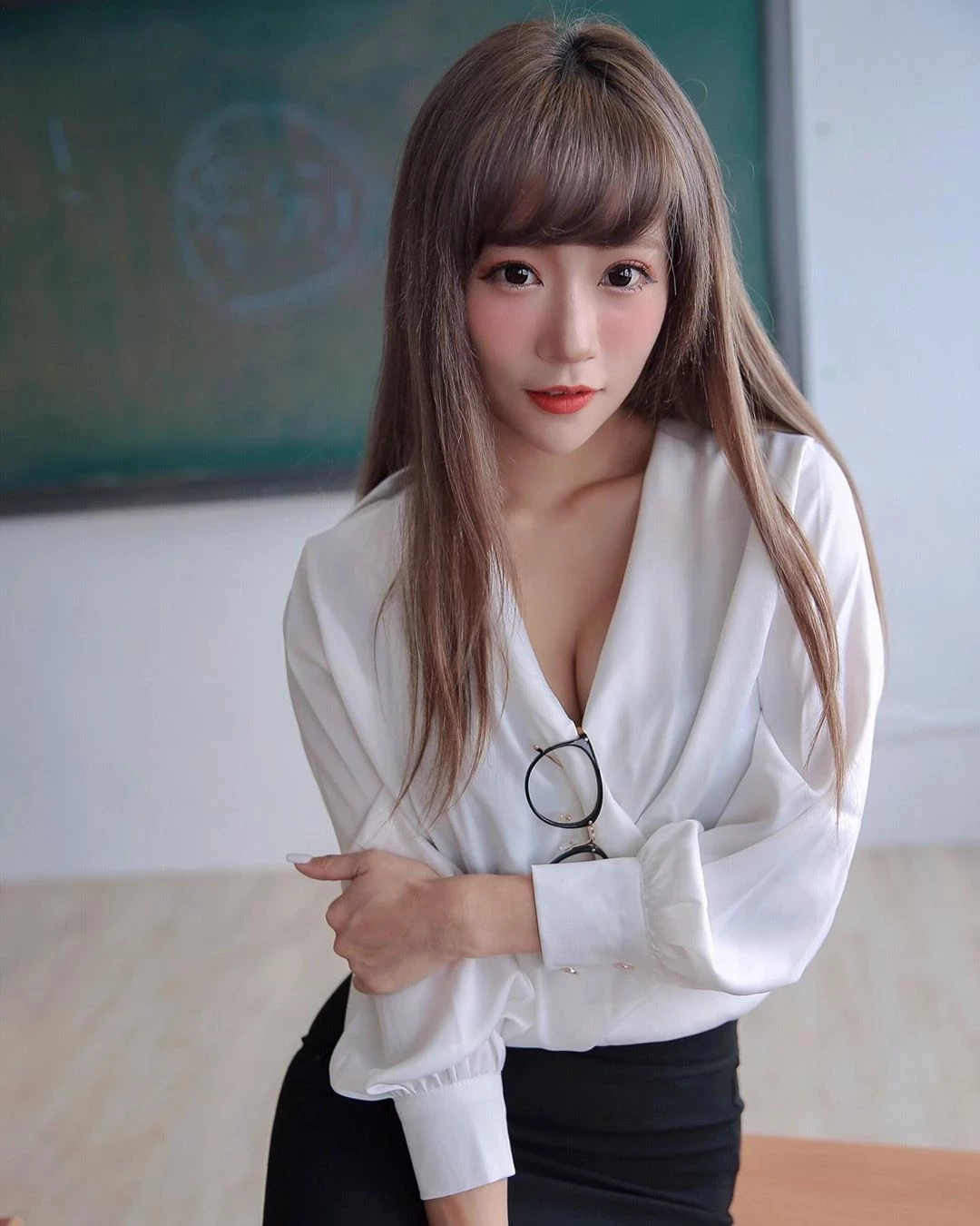 4144216.webp