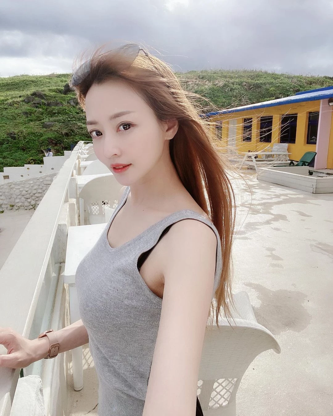 19541359.webp