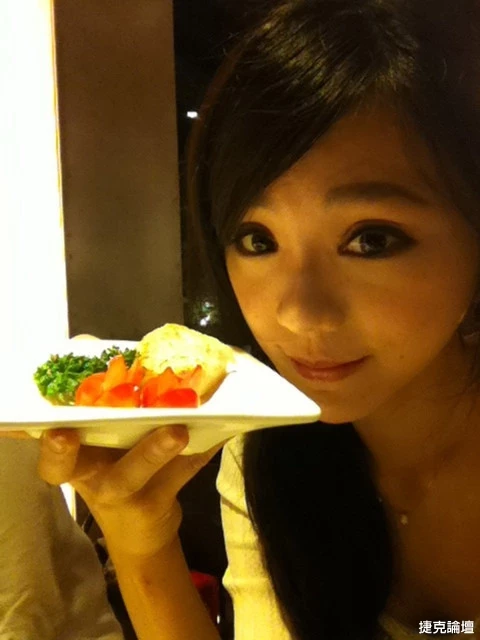 17538056.webp