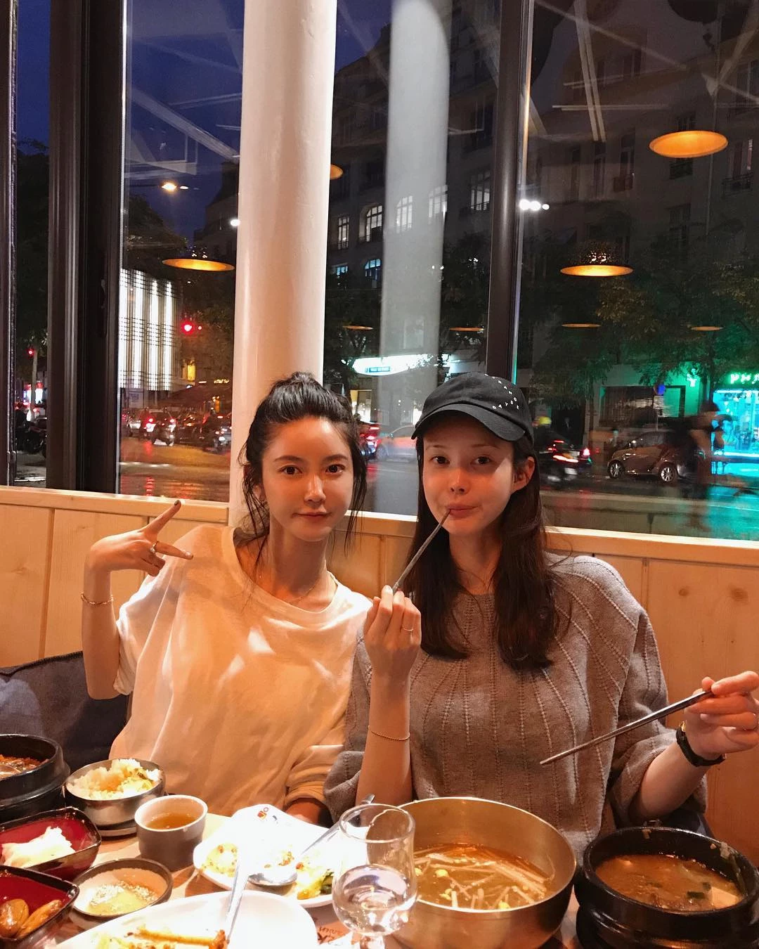 4407134.webp
