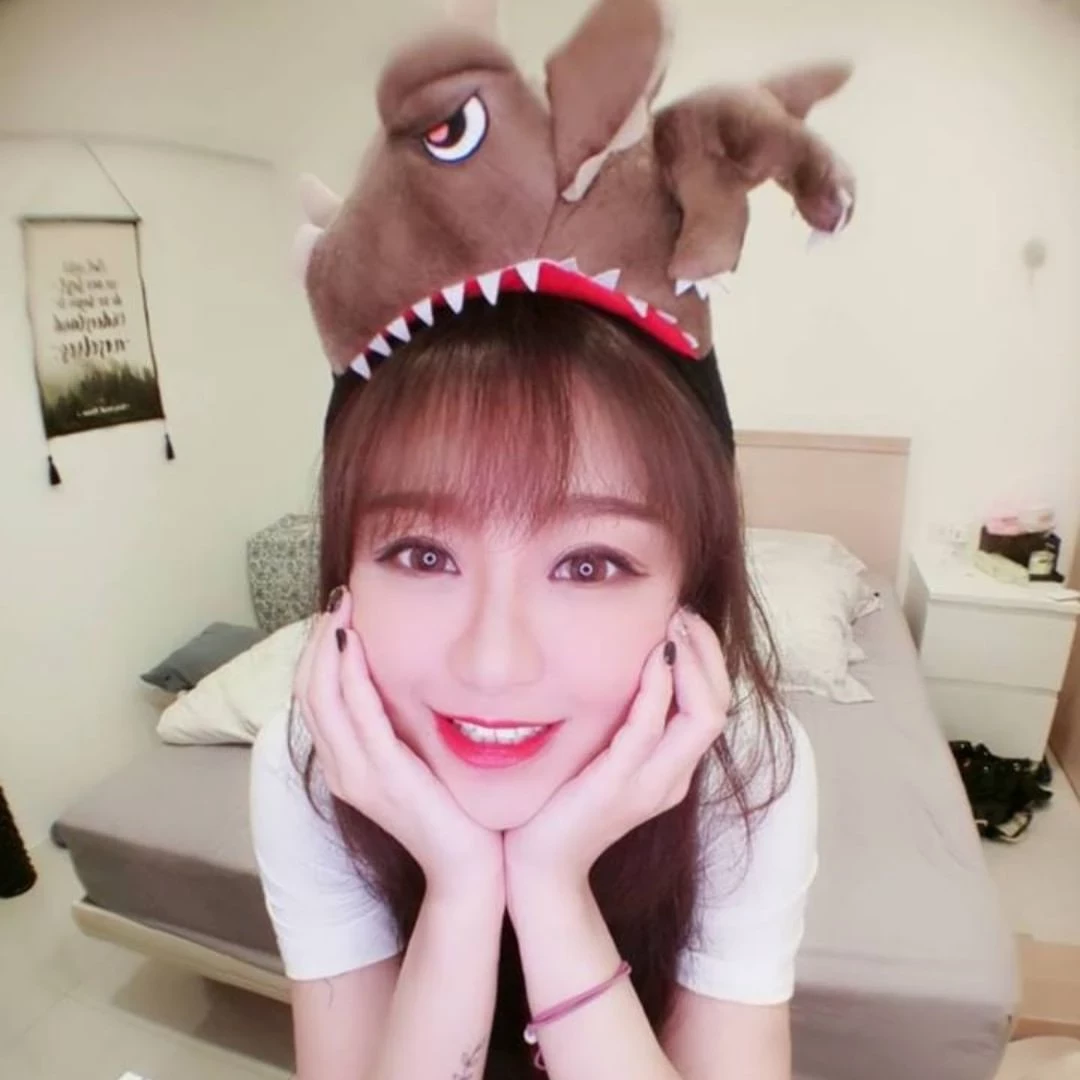 4242968.webp