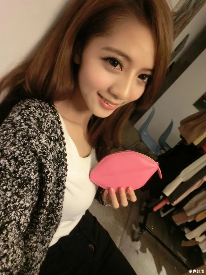 17341102.webp