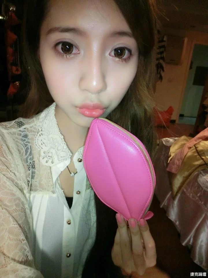 17341105.webp