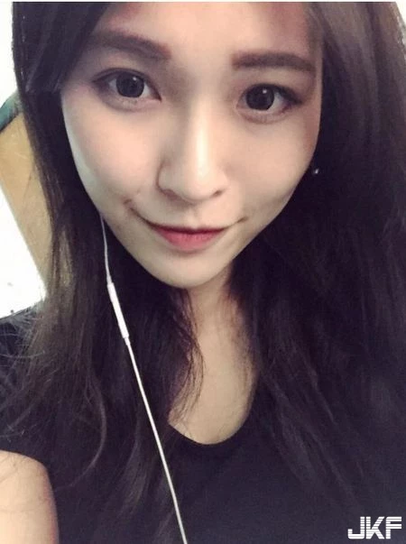 16890774.webp