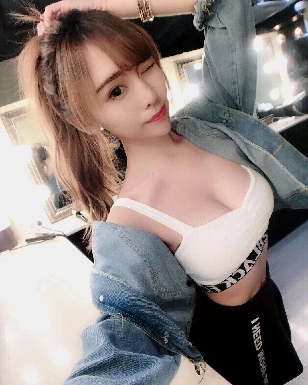 4291658.webp
