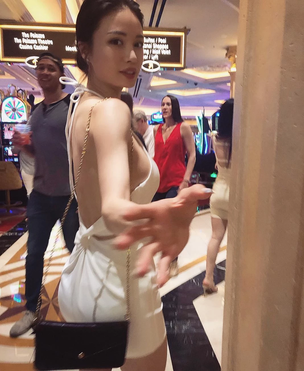 4454509.webp