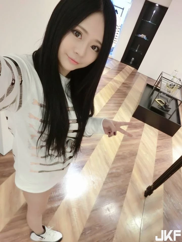 16825186.webp
