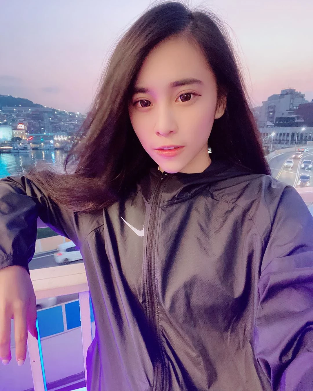 4094814.webp