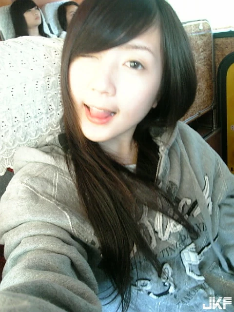 16873227.webp