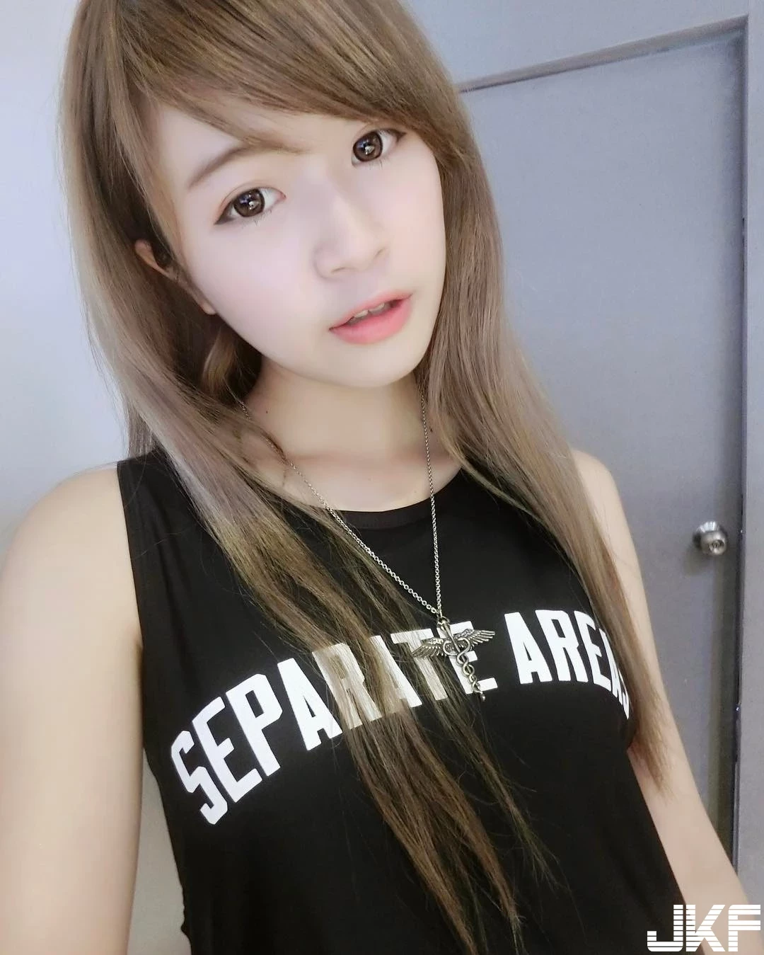 16809593.webp