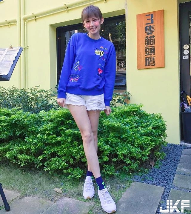 4910749.webp