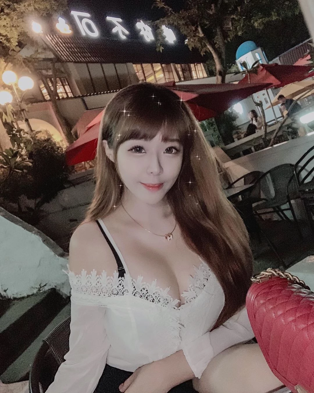 4046649.webp