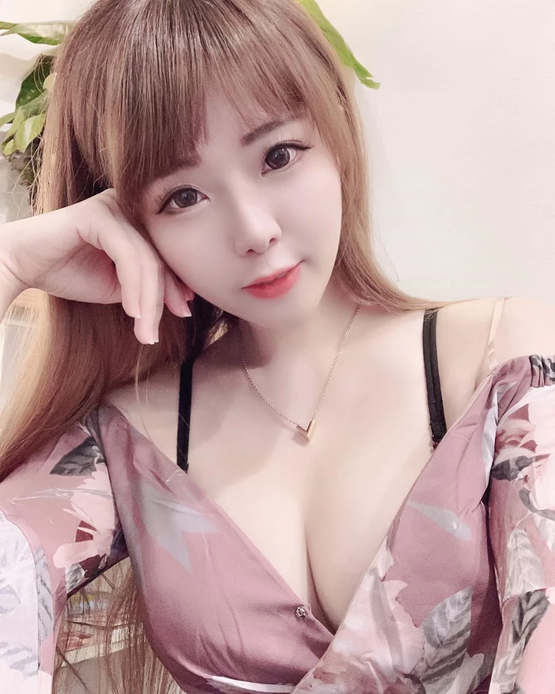 4046661.webp