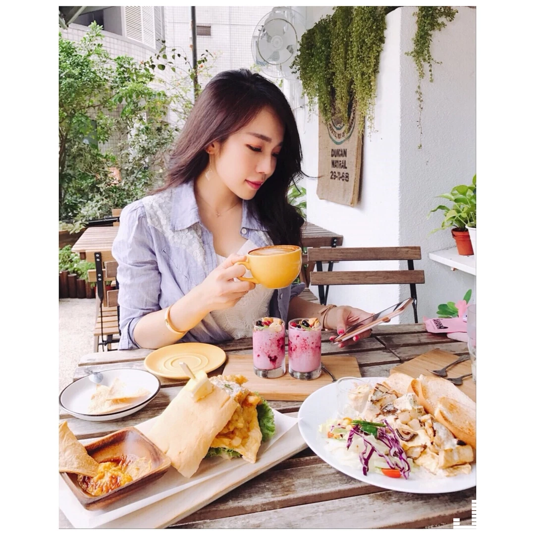 4730069.webp