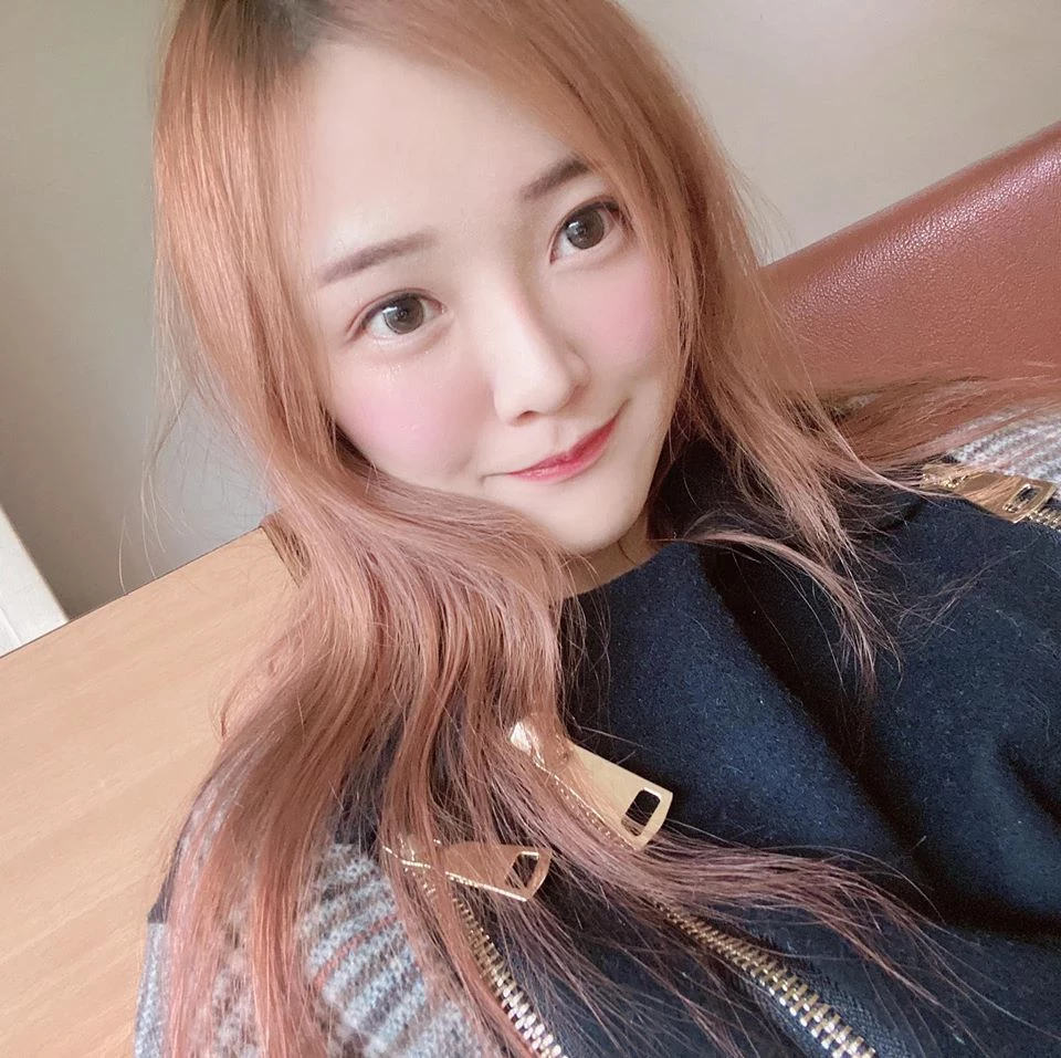 4064094.webp