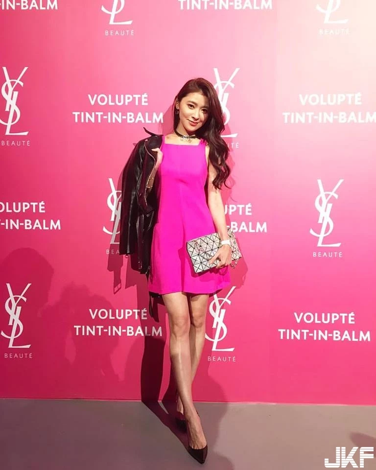 16809996.webp