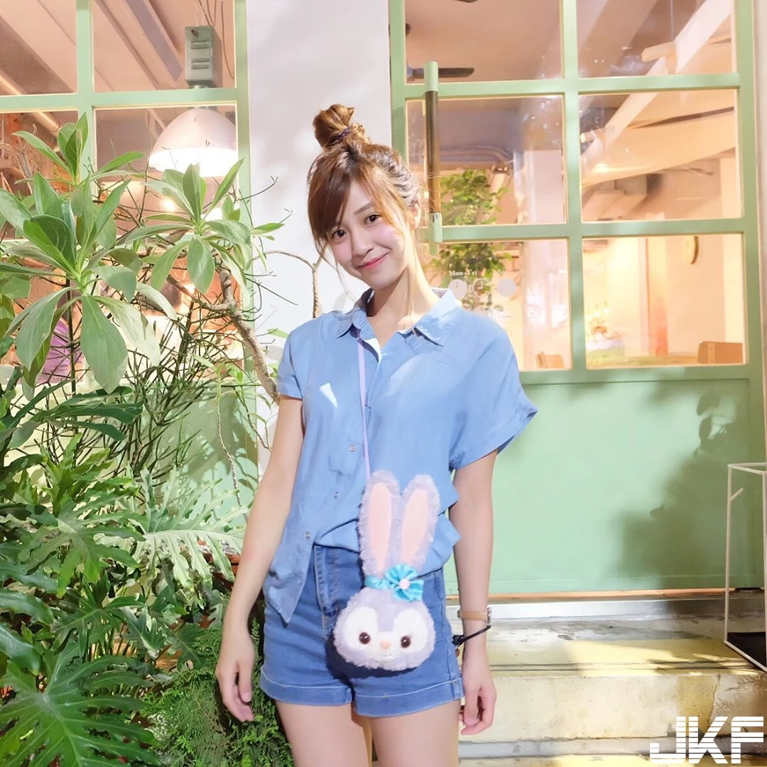 5043051.webp