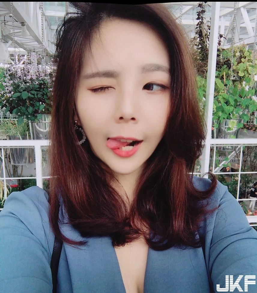 4624729.webp