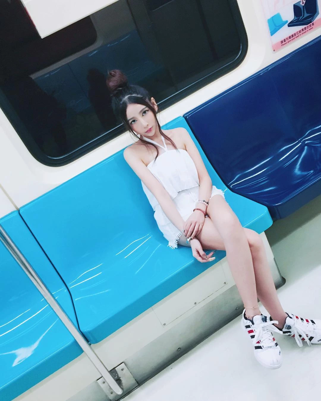 4360826.webp