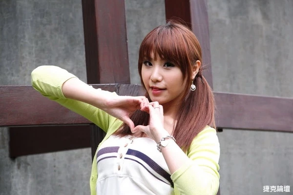 17564207.webp