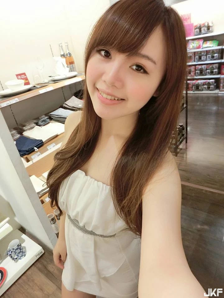 16890844.webp