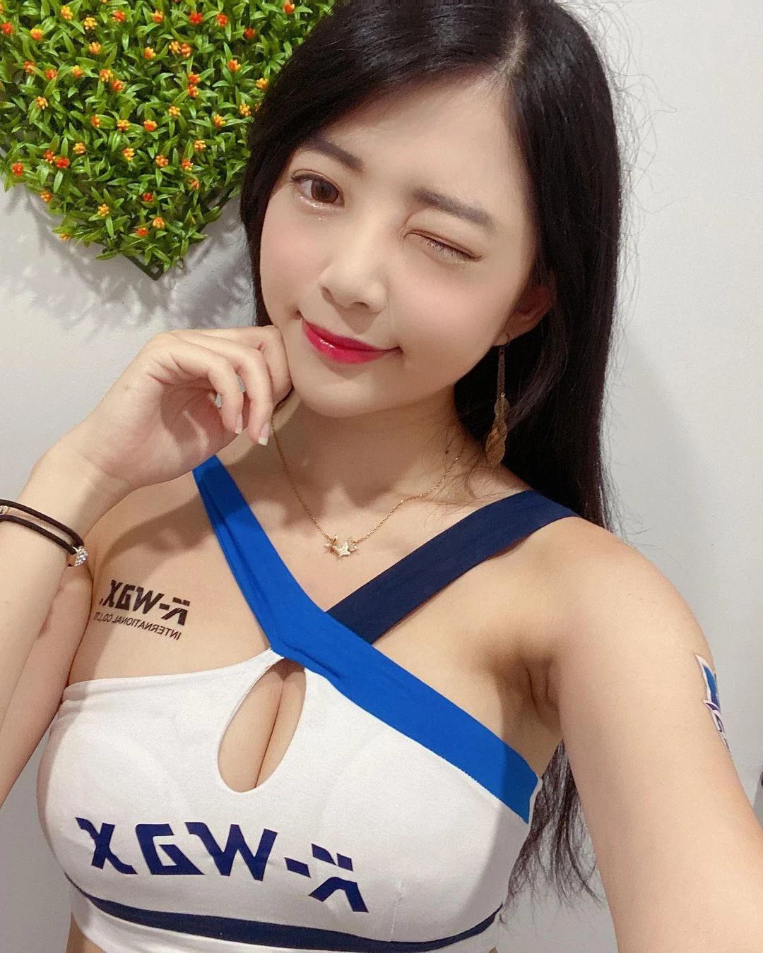 19541517.webp