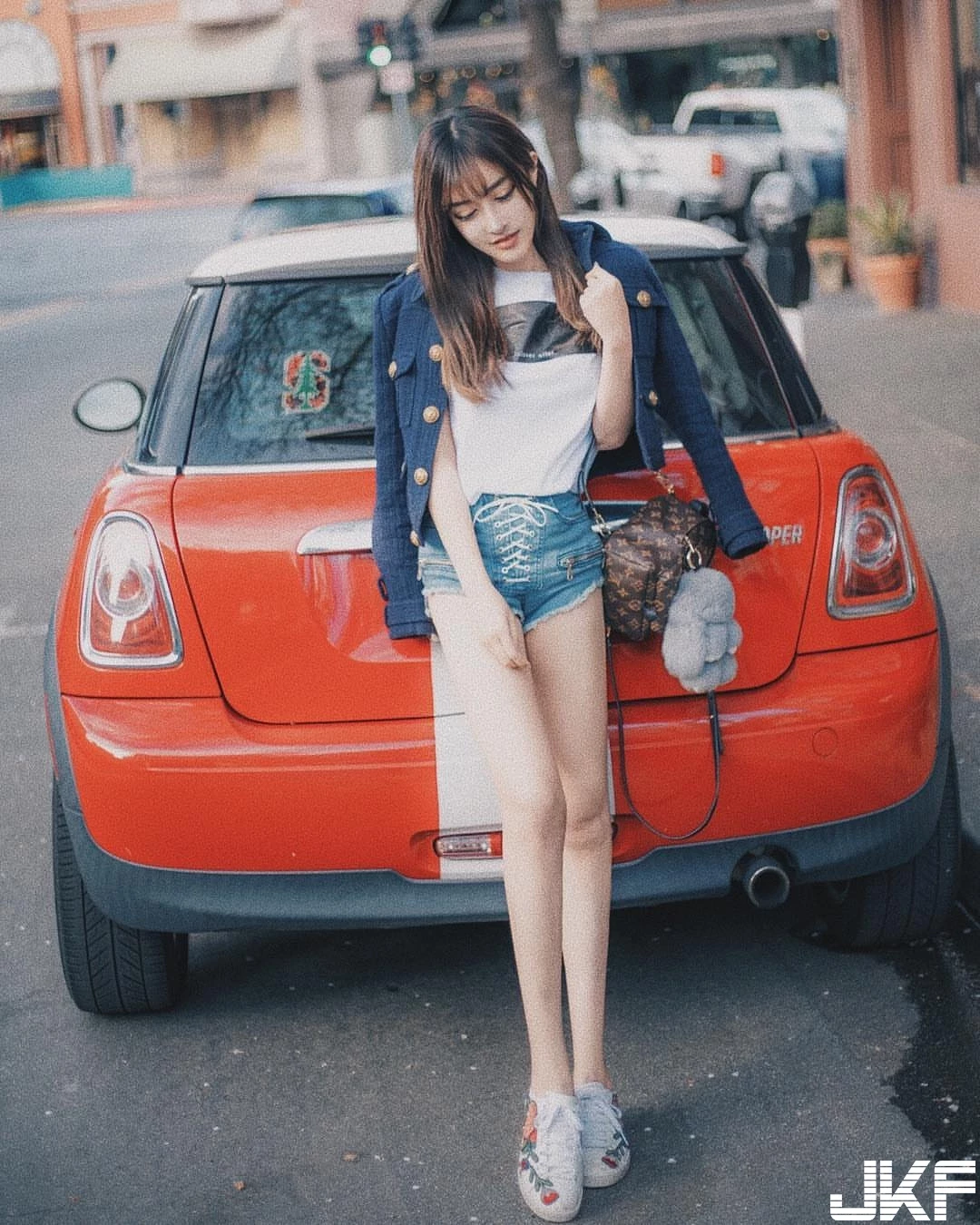 4758452.webp