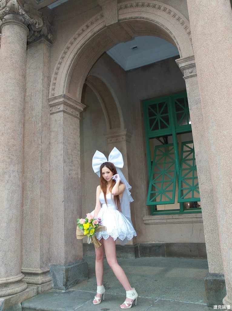 17489846.webp
