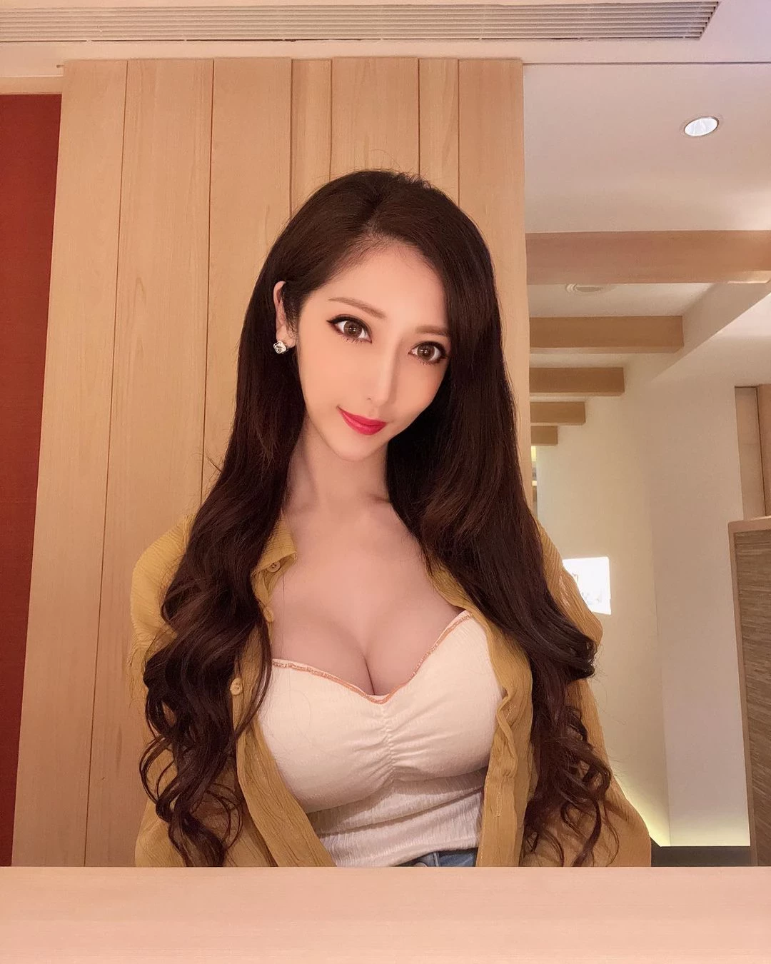 22879991.webp