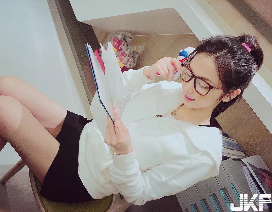 4918904.webp