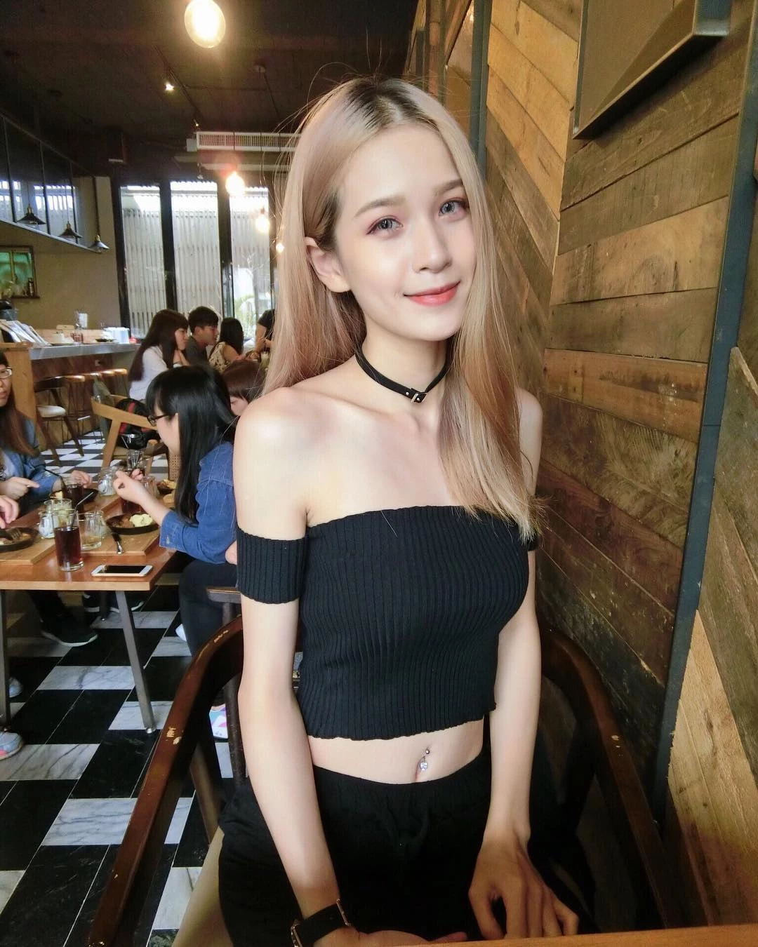 4323495.webp